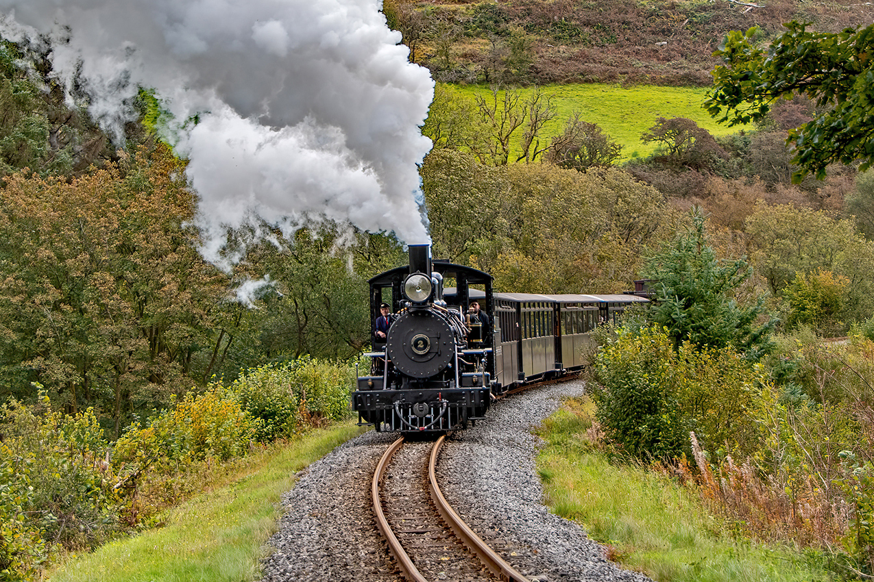 brecon mountain railway engine number 2 expressing steam